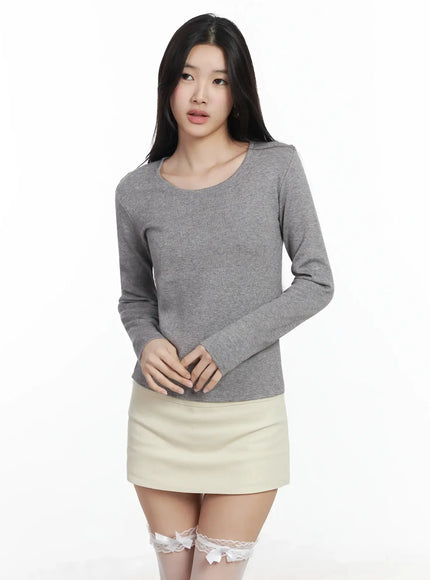 classic-u-neck-wool-blend-knit-top-im503