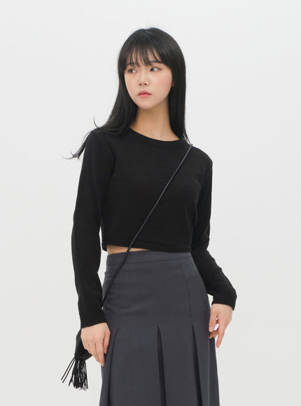 Essential Crew Neck Long Sleeve Top F3