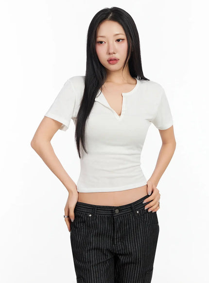buttoned-slim-fit-t-shirt-ca513