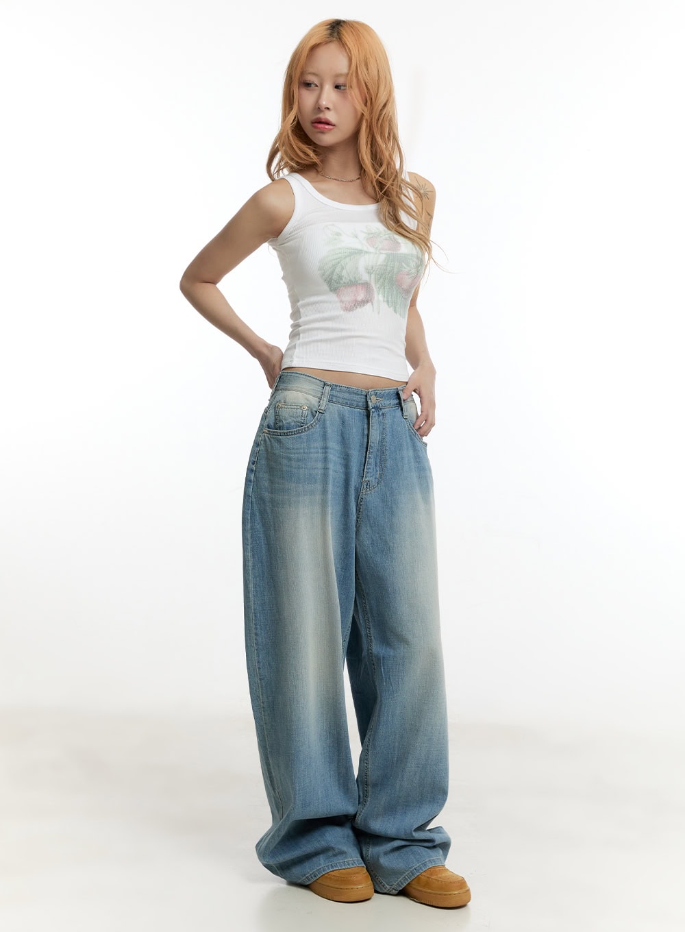 graphic-ribbed-tank-top-cy505