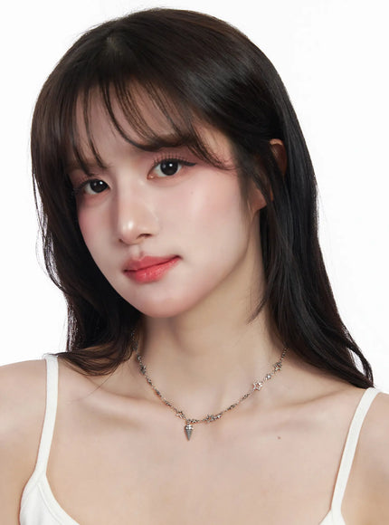 star-chain-cone-pendant-necklace-cj523