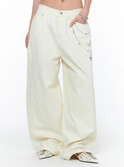 studded-cross-chain-wide-pants-ca514 / Light beige