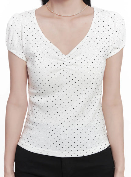 polka-dot-v-neck-tee-cu525