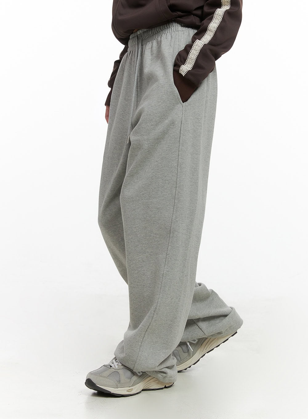 comfy-cotton-banded-joggers-co402