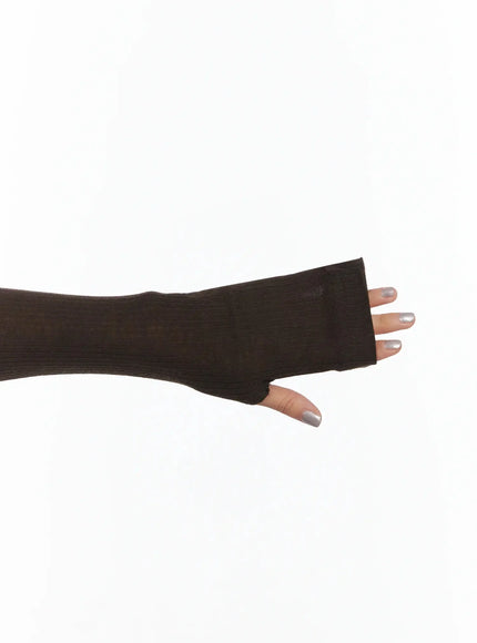 slim-fit-thumbhole-turtleneck-top-id503