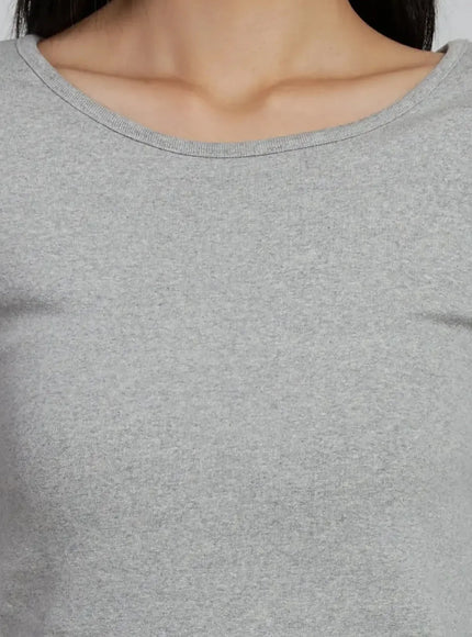 minimalist-three-quarter-sleeve-top-im520