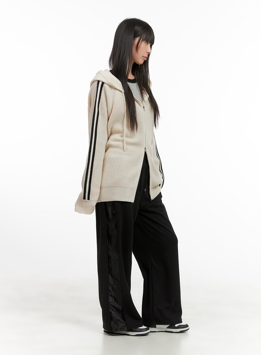 side-stripe-knit-sweater-jacket-cg420