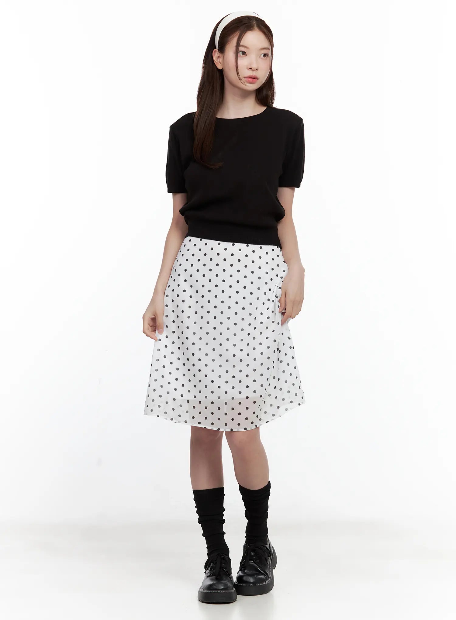 lightweight-round-neck-top