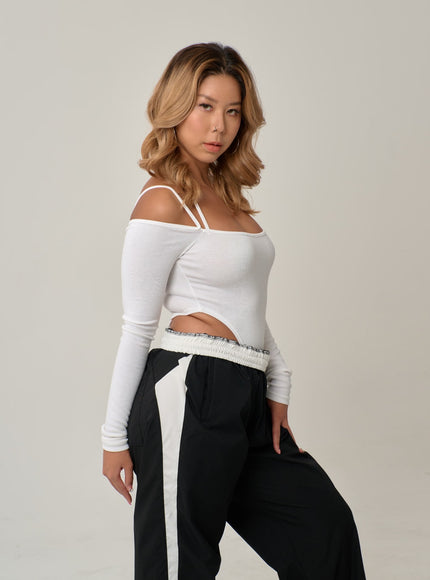 Off-Shoulder Thin Straps Bodysuit IN22