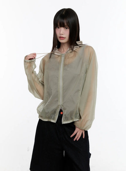 lightweight-hooded-windbreaker-cl504