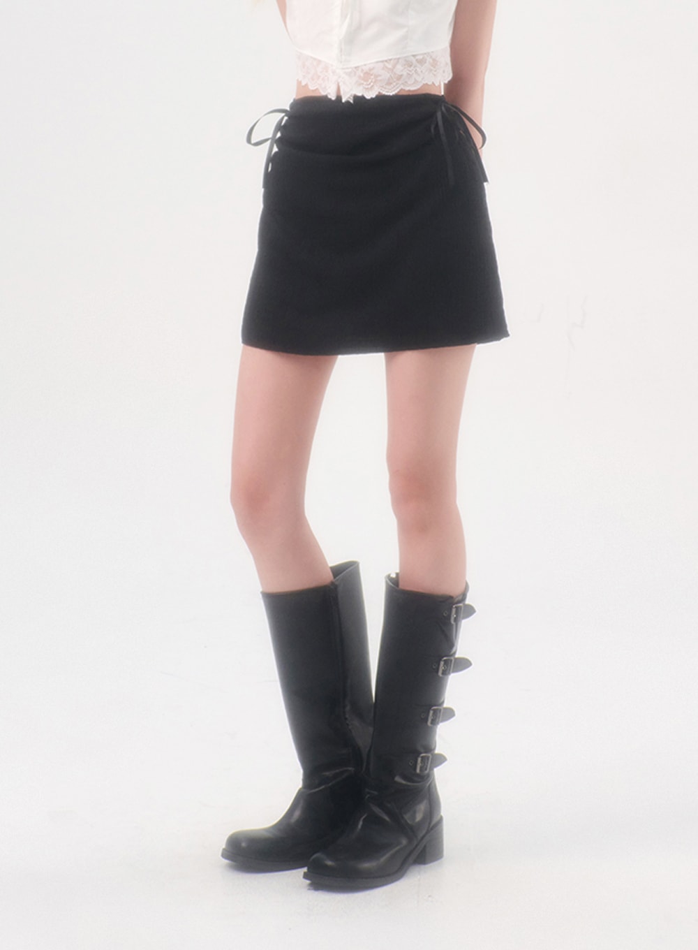 side-ribbon-mini-skirt-il307