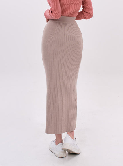 Bending Slit H-Line Long Skirt IS15