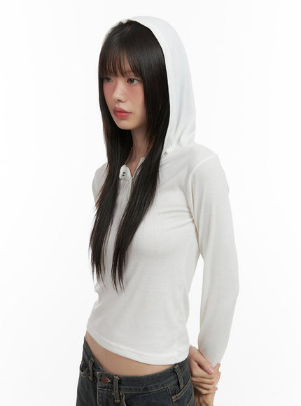 slim-fit-hooded-long-sleeve-top-co410