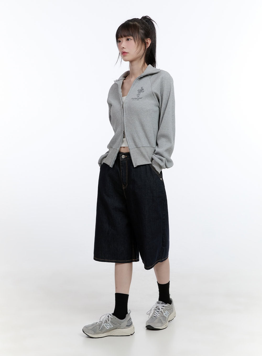 dora-stitched-baggy-jorts-cg413