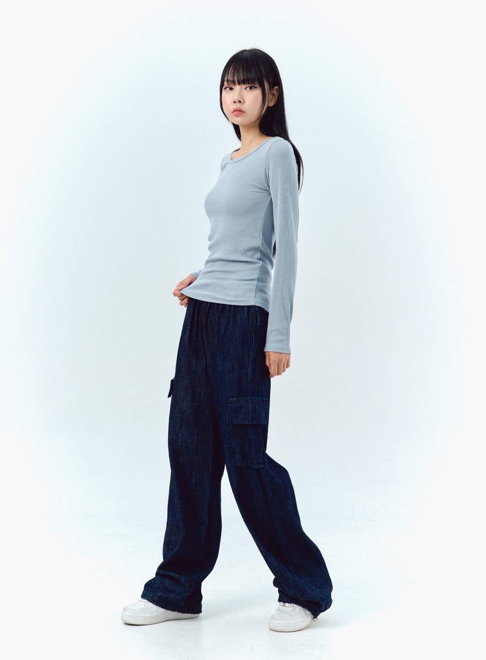 basic-crewneck-top-ig303