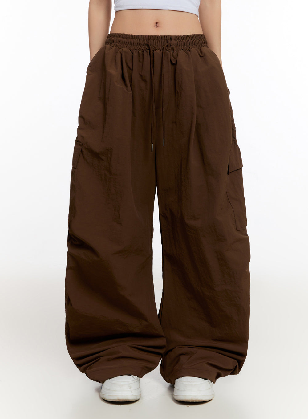 adjustable-nylon-cargo-pants-iu509