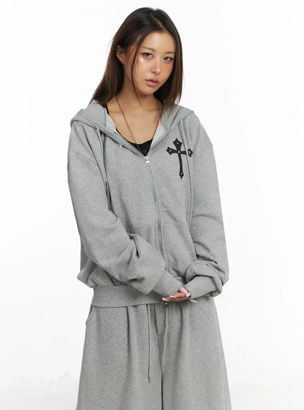 studded-cross-zip-hoodie-iy501