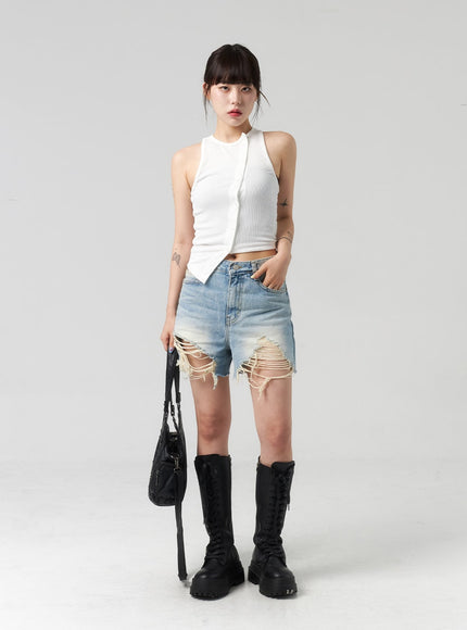 light-ripped-denim-shorts-cl318