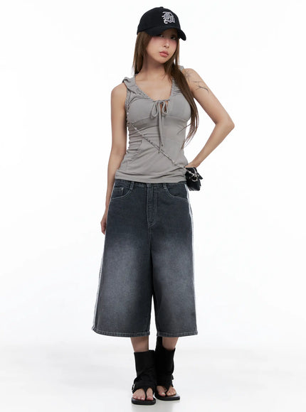 string-hooded-sleeveless-top-cl510