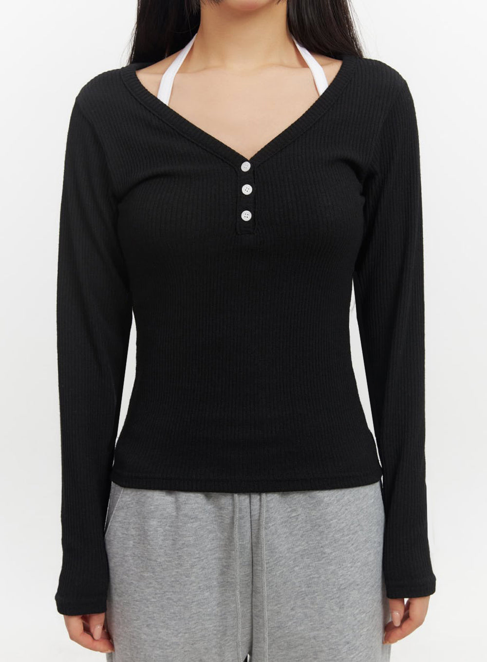 buttoned-v-neck-long-sleeve-top-if510