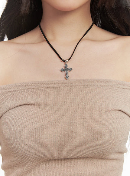 Bold Cross Necklace CF520