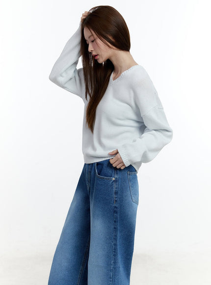 cozy-relaxed-fit-v-neck-sweater-cm521