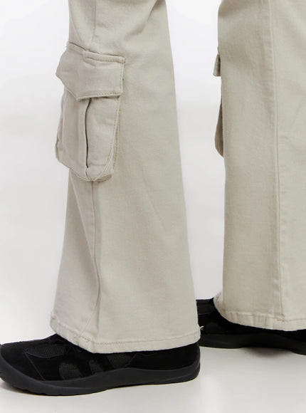 cargo-flared-pants-ig508