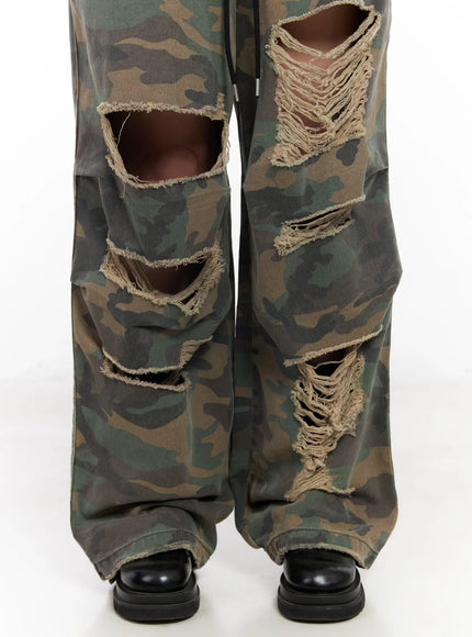 distressed-wide-leg-camo-pants-cd1202