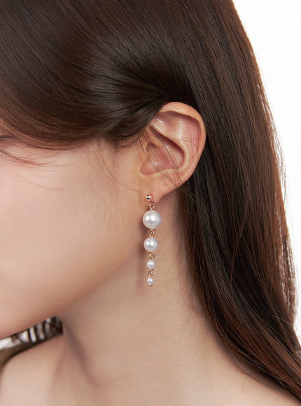 3-tier-pearl-earrings-cj515