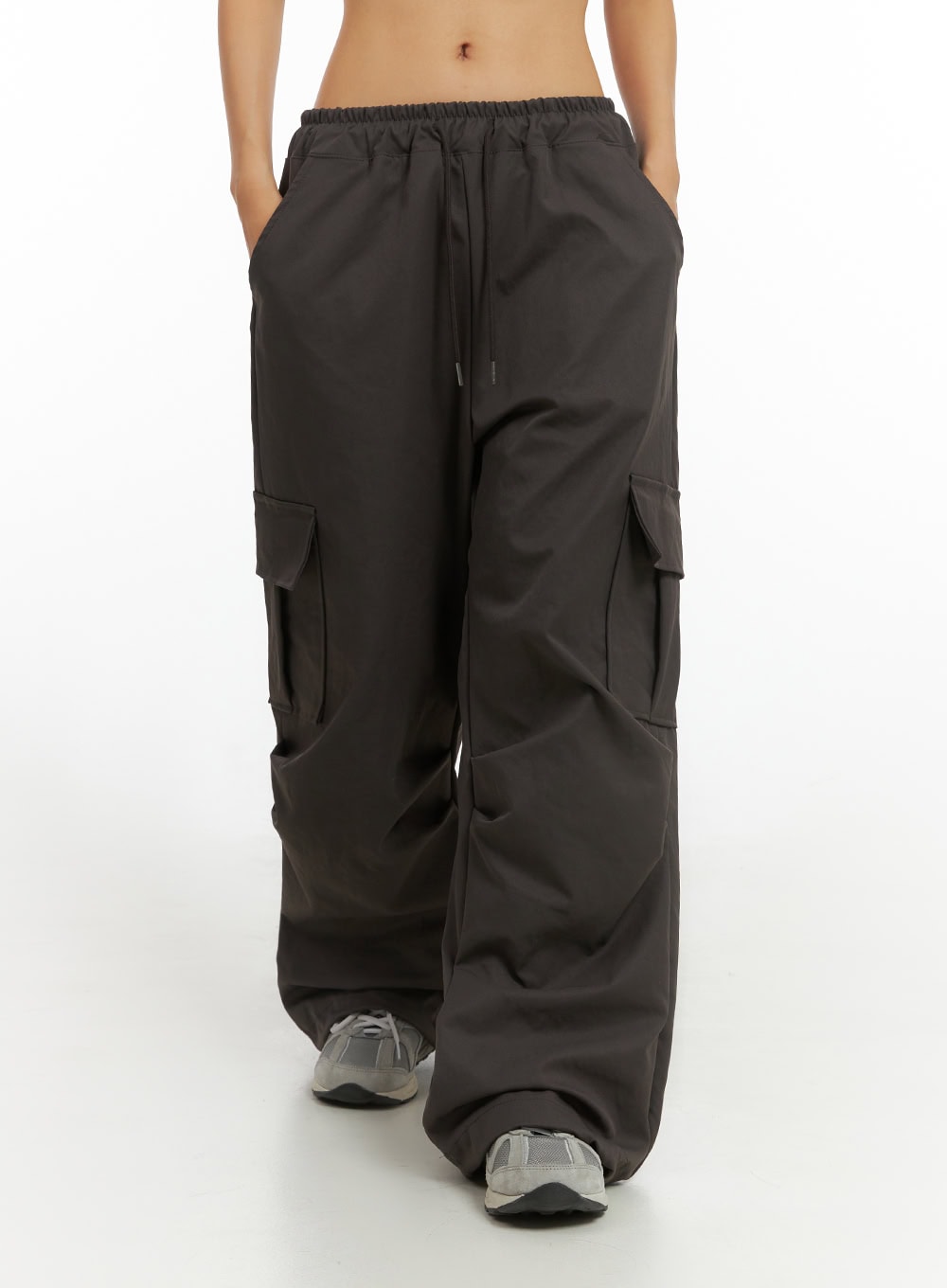 cargo-pintuck-wide-leg-pants-is402 / Dark gray