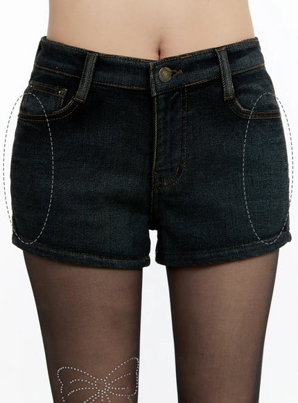 casual-low-rise-denim-shorts-cn524
