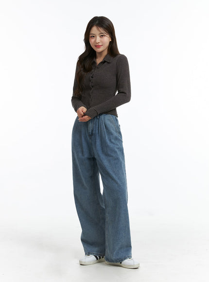 pintuck-washed-straight-leg-jeans-oj412