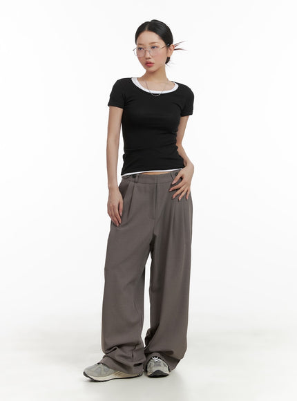 u-neck-slim-fit-tee-ca409