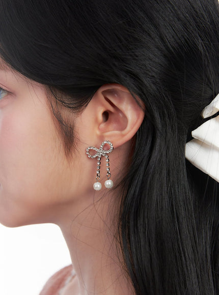 ada-earrings-iy530