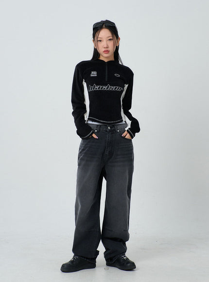 Two Color Embroidered Zip-Up Top CJ304