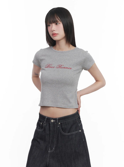 cursive-graphic-crop-tee-cu519