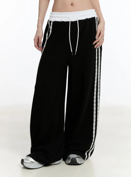 striped-lace-sweatpants-cm511