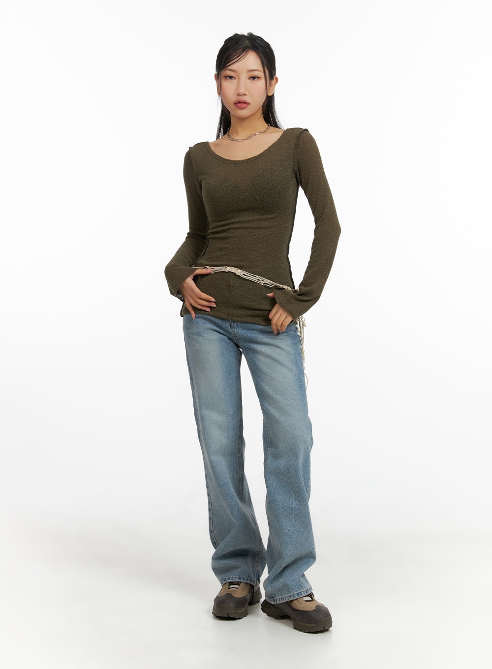 u-neck-stitch-detail-long-sleeve-cm411