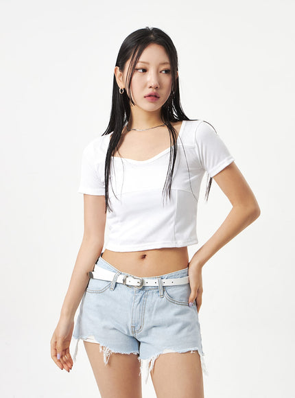 Heart Neck Cropped Tee CA320