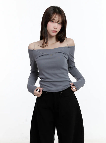 chic-chain-strap-off-shoulder-top-cn525 / Dark gray