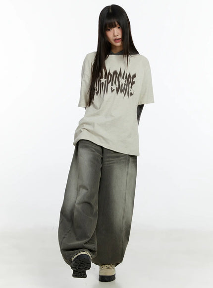 layered-hooded-graphic-long-sleeve-top-cf509