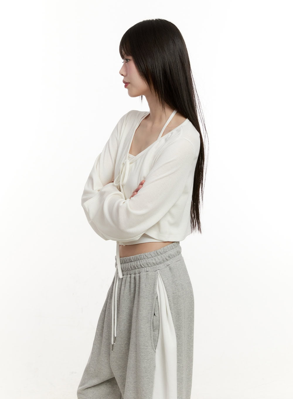 halter-top-ribbon-tie-cardigan-set-cm514