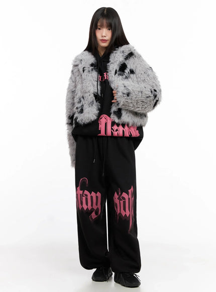 bold-graphic-sweatpants-in503