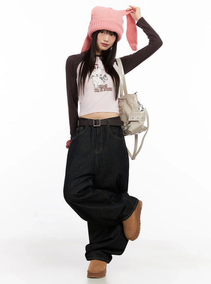 cat-graphic-raglan-top-in503