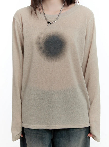 loose-fit-graphic-long-sleeve-tee-cn525