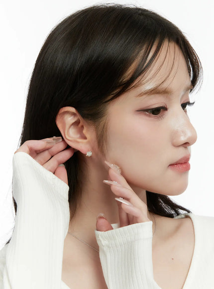 rose-stud-earrings-cd514