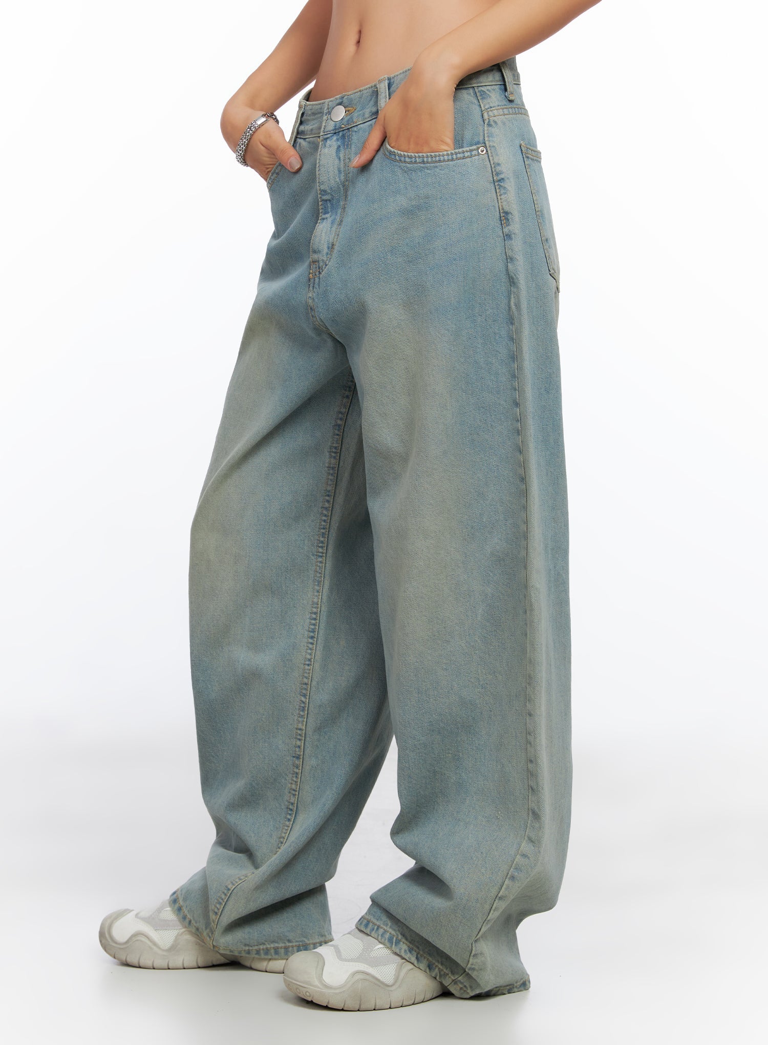 remi-washed-baggy-jeans-co515