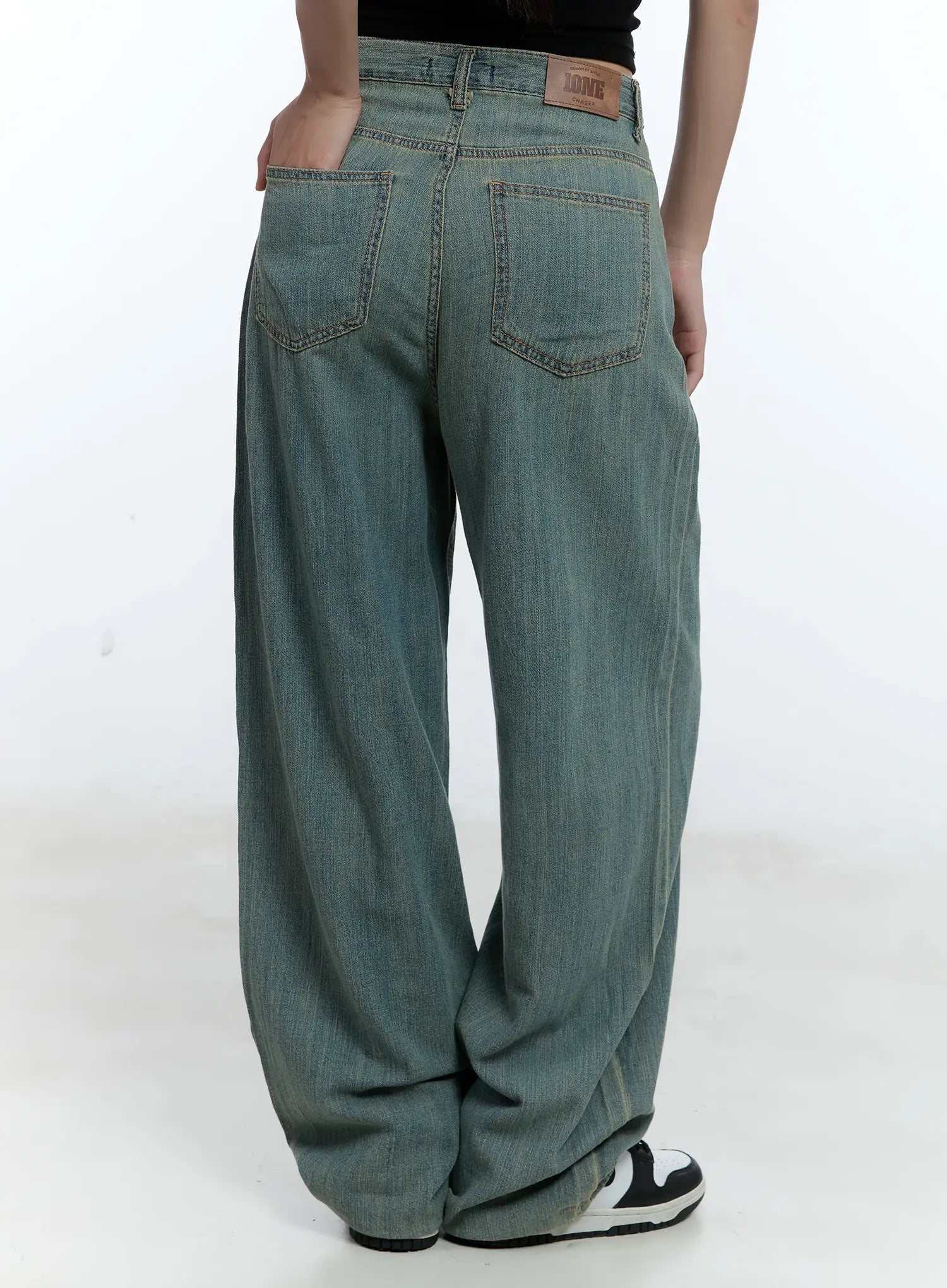 minna-washed-baggy-jeans-cu526