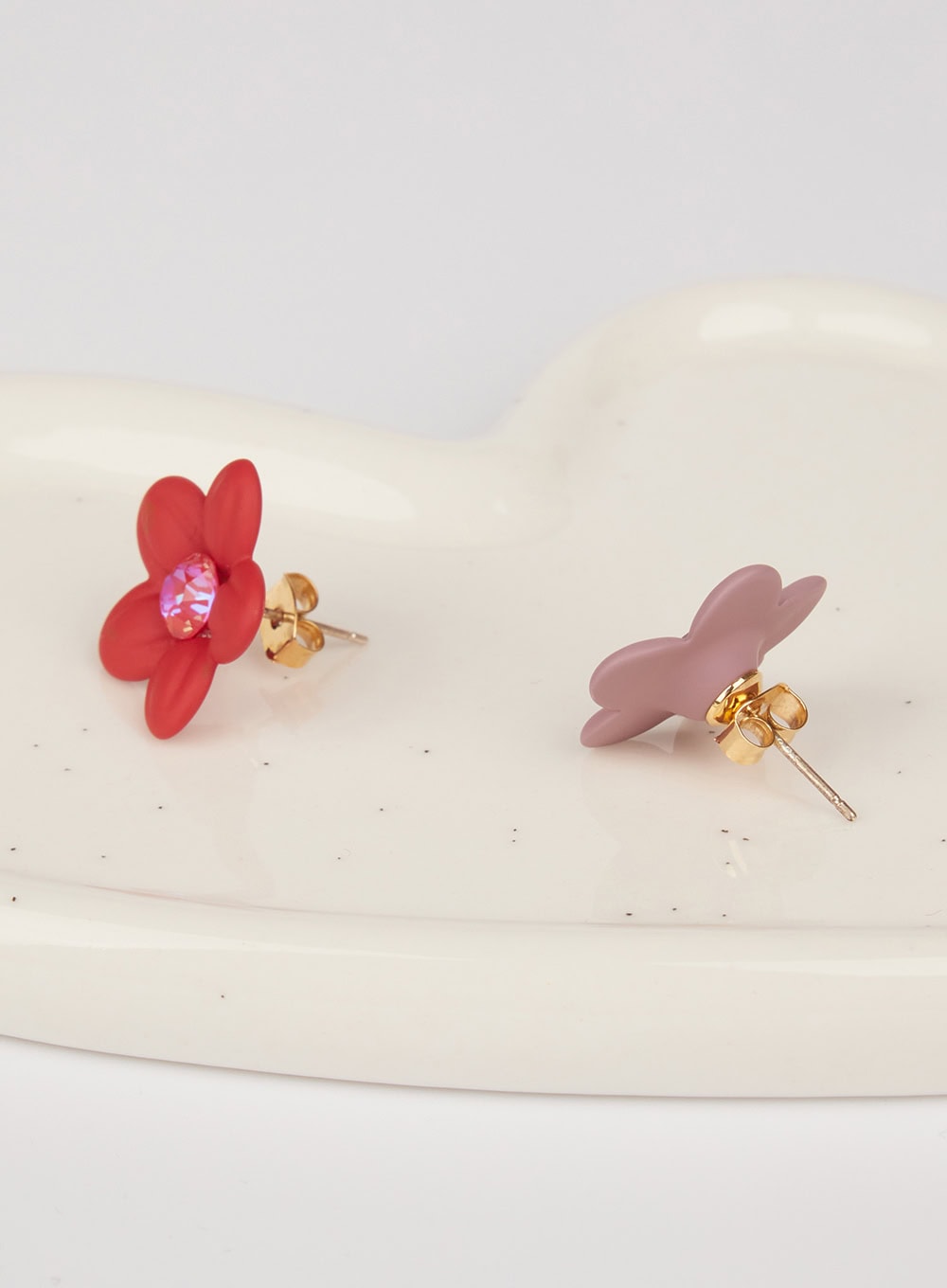 Aurora Blossom Petal Earrings (Red) IM531