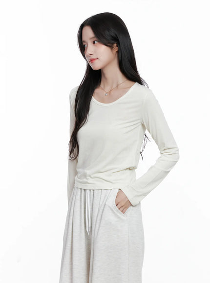 Basic Round Neck Long Sleeve Tee CS523